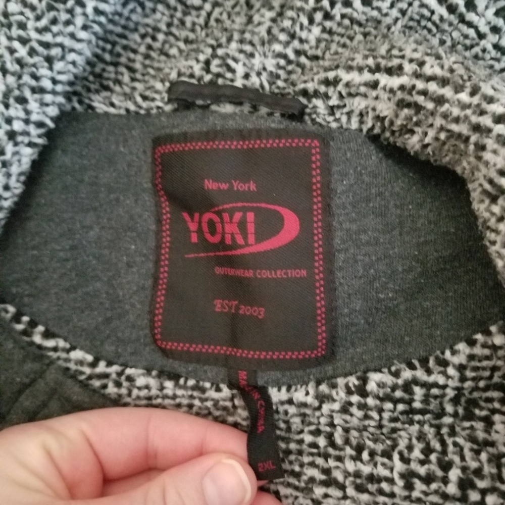 Coat - Picture 2 of 4